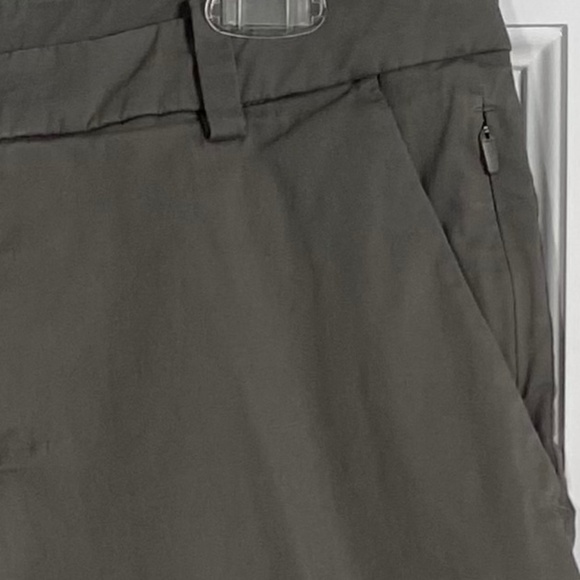 Lululemon Commission Classic Fit 9" Shorts - 33 - Picture 7 of 9